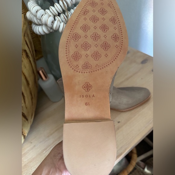 Isola Gold Ankle Booties - Picture 2 of 4